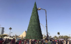 A Bagdad, un sapin de Noël géant offert par un musulman aux chrétiens d'Irak