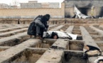 Iran : faute de logement, des sans-abri ont élu des tombes pour domicile