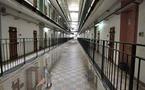 Suicides dans les prisons de Rennes et Marseille