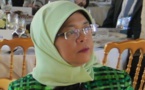 Halimah Yacob devient la première femme musulmane présidente de Singapour
