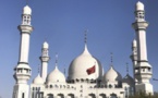 Chine : des musulmans manifestent contre la démolition d’une grande mosquée