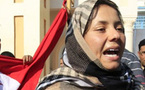 Moyen-Orient : Des femmes défilent aux côtés des hommes pour réclamer le changement