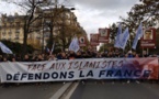 A Paris, un défilé raciste et xénophobe pour manifester « contre l’islamisme »