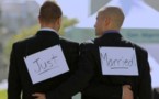 Mariage homosexuel : plus de 1500 élus taclent Hollande