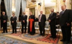 Hollande et ses vœux aux religions, le mariage pour tous zappé
