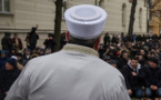 Belgique : le gouvernement veut expulser un imam accusé d’homophobie vers la Turquie