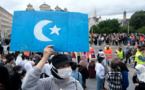 Une marche pour la solidarité et contre le génocide des Ouïghours à Paris