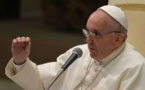 Charlie Hebdo : le pape refuse l'insulte à la foi