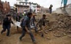 Plus de 7 500 morts au Népal après un violent séisme