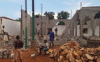 La mosquée, symbole de Bangui, de nouveau détruite