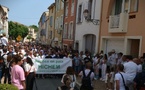 Deux marches blanches en hommage à Hichem Miraoui, l'émotion au rendez-vous