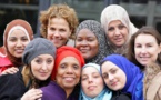 Entre racisme et sexisme, les femmes musulmanes paient le prix fort de l'islamophobie en Europe