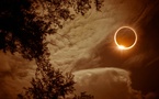 Éclipse solaire du 12 août : un spectacle rare dans le ciel, un rappel spirituel dans les mosquées
