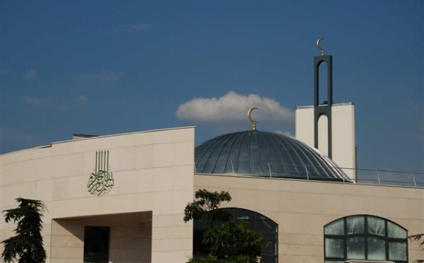 Ouverture mercredi de la première mosquée de Créteil