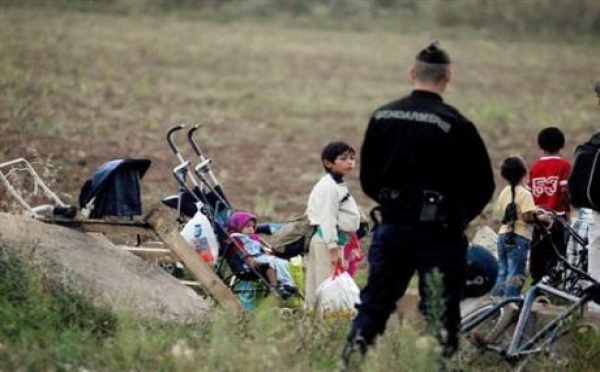Après les musulmans, les Roms ? La nouvelle distraction française ne plaît pas à l'UE