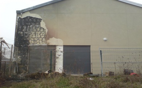 Epinay : incendiée et fermée, la mosquée reste l'objet de querelles sans fin