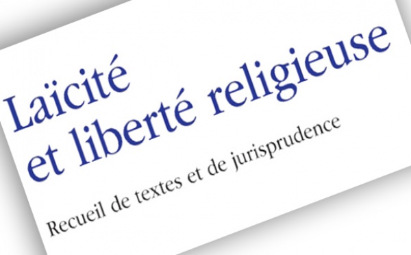 Claude Guéant présente la « bible » de la laïcité