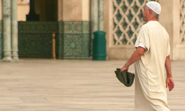 Pourquoi la reprise de la prière du vendredi dans les mosquées de France est recommandée après le 22 juin