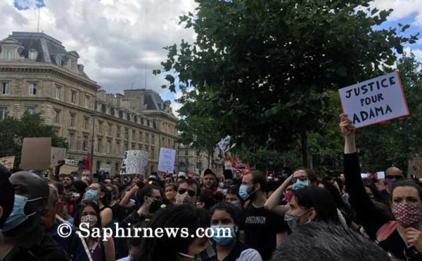 Insultes antisémites : « On est tous juifs », lance Assa Traoré à la manifestation contre le racisme à Paris (vidéo)