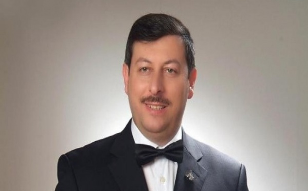 La moustache : politique ou religieuse ?