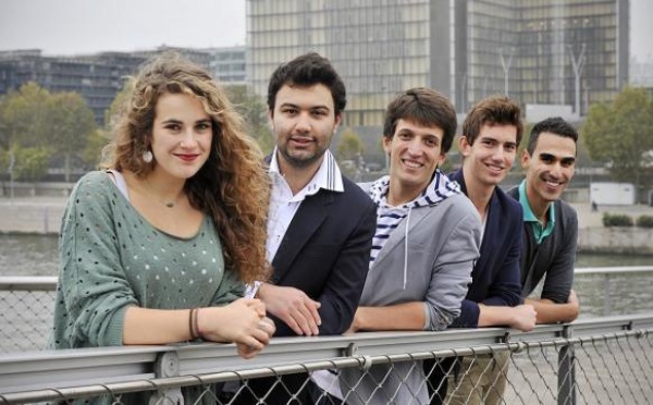 Un tour du monde interreligieux pour et par les jeunes