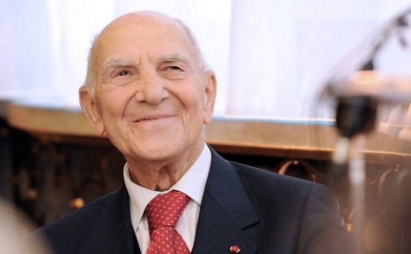 Stéphane Hessel : un adieu national à l’indigné de la République