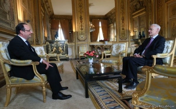 Loi anti-voile : l’Observatoire de la laïcité joue la carte de l'apaisement