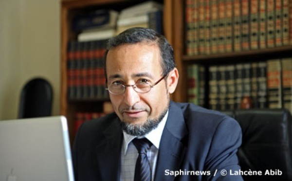 Tareq Oubrou : « Le foulard est devenu un objet obsessionnel »