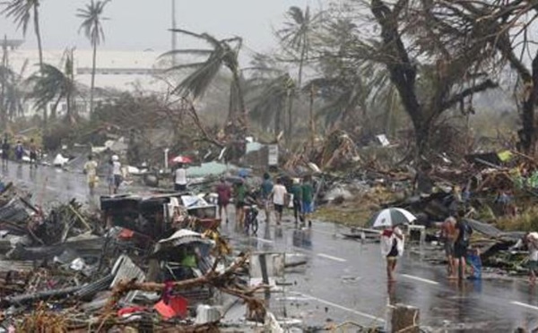 Typhon aux Philippines : pire que le séïsme d'Haïti