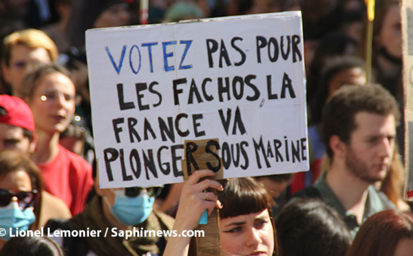 Présidentielle 2022 : face au danger de l'extrême droite, le vrai visage de Marine Le Pen exposé