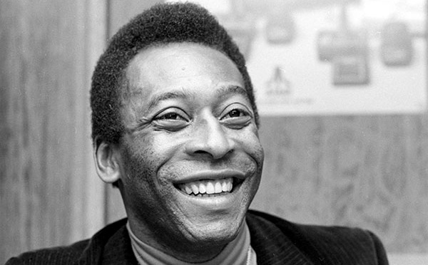 Pelé, hommage à un éternel champion : se montrer digne de son héritage