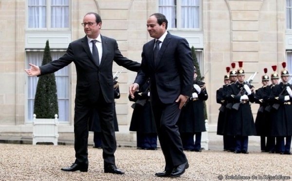 Hollande blanchit Sissi à Paris, les droits de l'homme en Egypte à la trappe