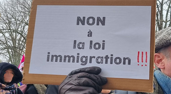 Loi immigration : en réponse à la victoire de l'idéologie sur les faits, résistons !