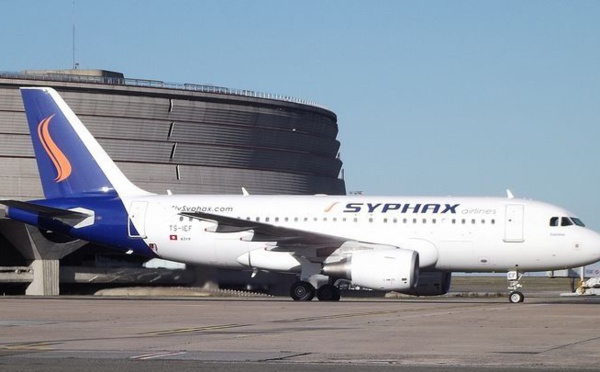 La colère des Tunisiens de France contre « l’escroquerie » Syphax Airlines