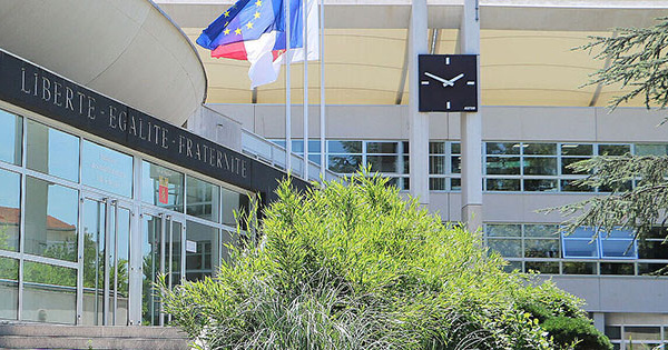 Le maire de Meyzieu interdit la tenue d’un salon musulman dans sa ville, voici pourquoi