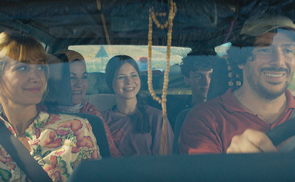 Sur la route de papa, un road-movie familial vers le bled qui raconte un pan de l'histoire franco-maghrébine