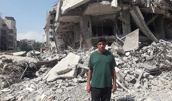 Rester ou partir de Gaza ? Ma survie sous les bombes et la famine, ma réponse à la violence