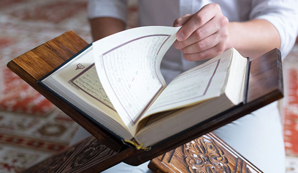 L’art de réciter le Coran : entre science et spiritualité