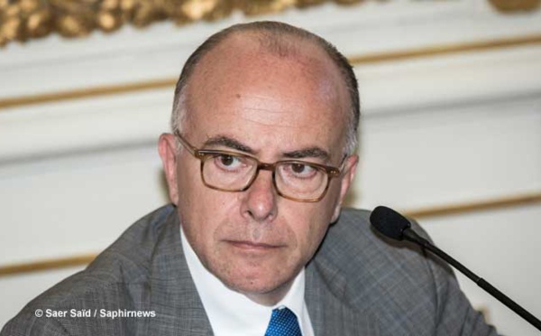 Bernard Cazeneuve : « Les musulmans sont les premiers à vouloir contribuer à la prévention de la radicalisation »