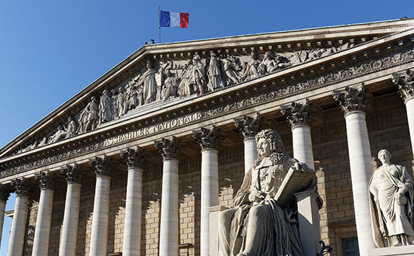 Le retrait de la loi Yadan contre « les formes renouvelées de l’antisémitisme » acté, un texte gouvernemental en vue