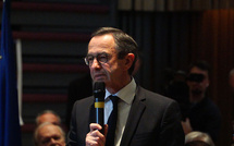 Le Sénat adopte la proposition de loi Retailleau contre « l'entrisme islamiste »