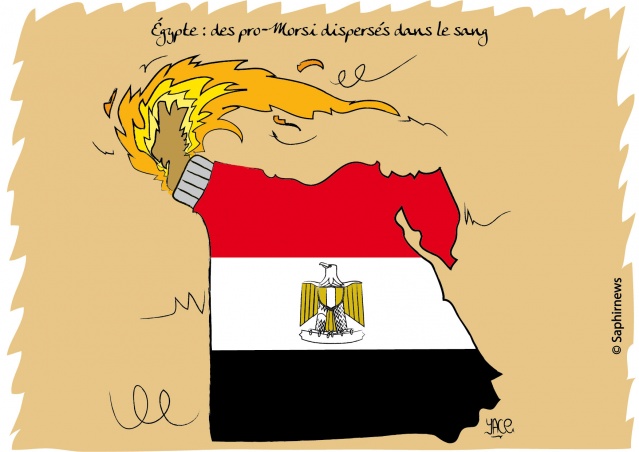 Egypte, des pro-Morsi dispersés dans le sang