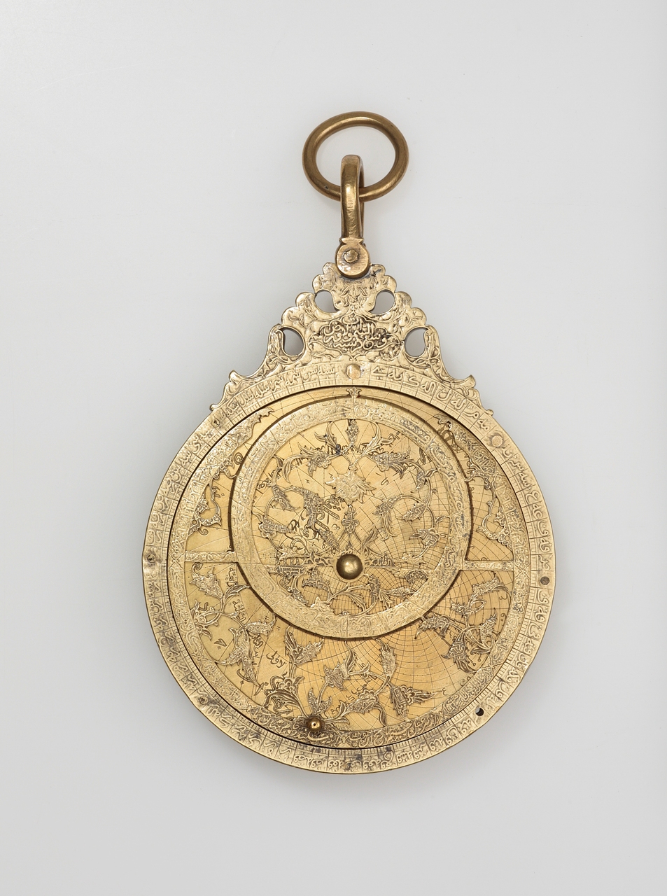 Astrolabe en laiton, Iran, 1650 Astrolabe en laiton, Iran, 1650